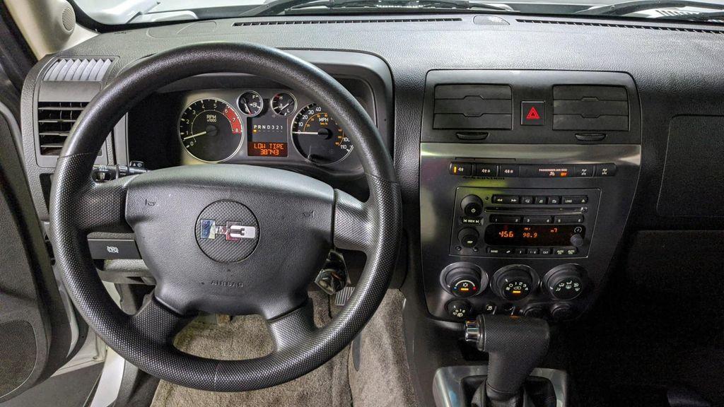 2009 Boulder Gray Metallic Hummer H3
