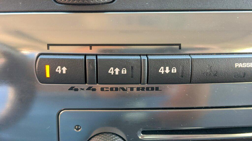 used 2010 Hummer H3T car, priced at $24,995