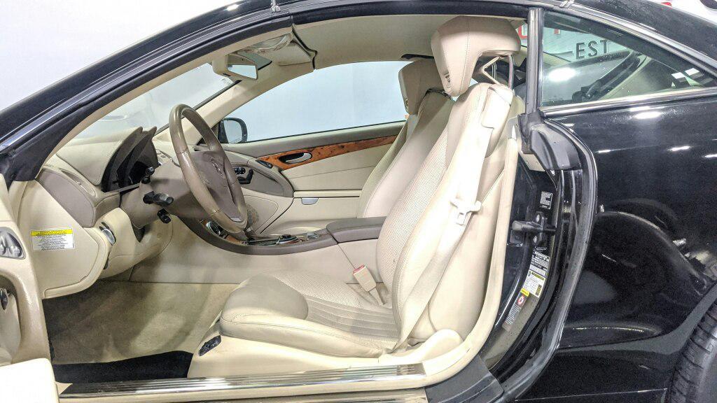 used 2009 Mercedes-Benz SL-Class car, priced at $29,777