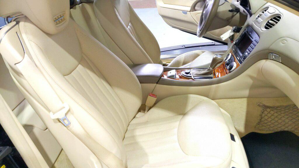 used 2009 Mercedes-Benz SL-Class car, priced at $29,777