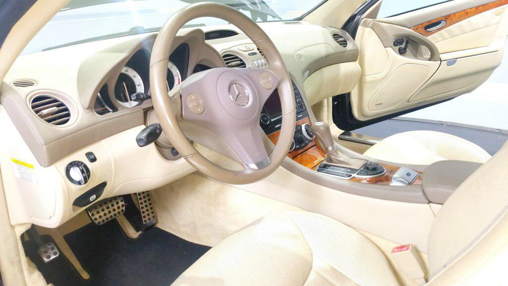 used 2009 Mercedes-Benz SL-Class car, priced at $29,777