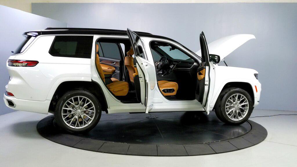 used 2025 Jeep Grand Cherokee L car, priced at $48,995