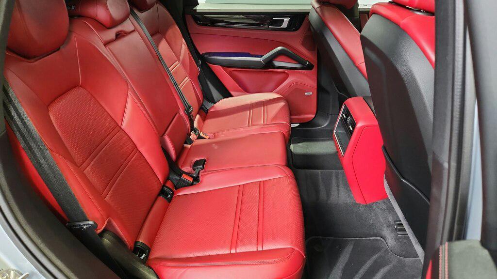 used 2020 Porsche Cayenne car, priced at $40,995