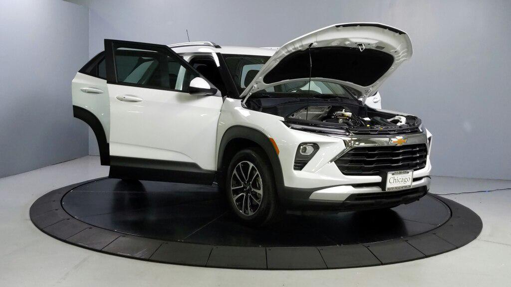 used 2025 Chevrolet TrailBlazer car, priced at $21,995