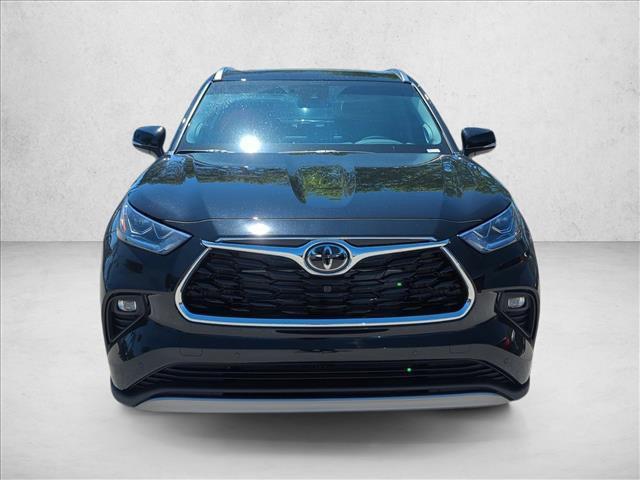 new 2026 Toyota Highlander Hybrid car, priced at $60,067