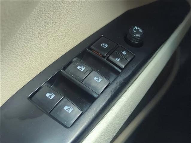 used 2019 Toyota Camry Hybrid car, priced at $15,498