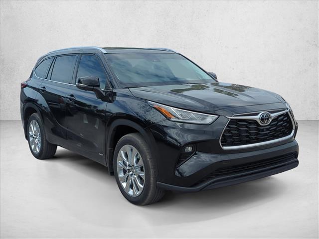 new 2026 Toyota Highlander Hybrid car, priced at $56,618