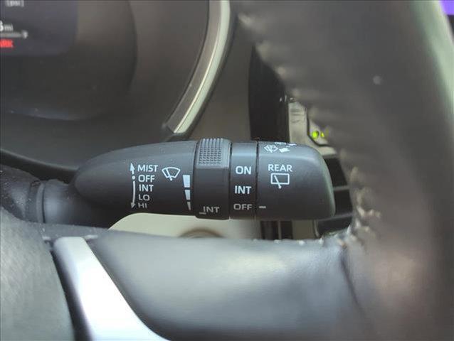 used 2024 Toyota Highlander Hybrid car, priced at $45,092