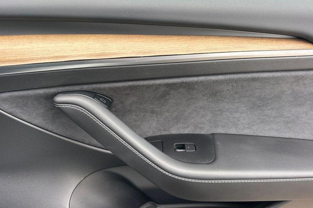 used 2021 Tesla Model 3 car, priced at $18,995