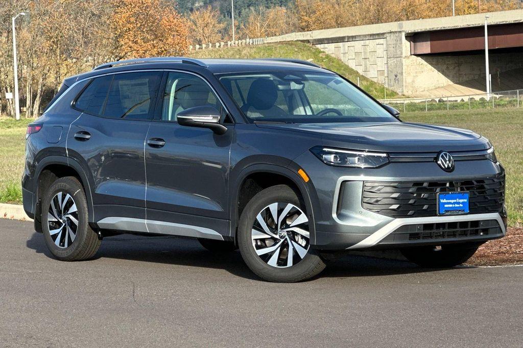 new 2026 Volkswagen Tiguan car, priced at $32,380
