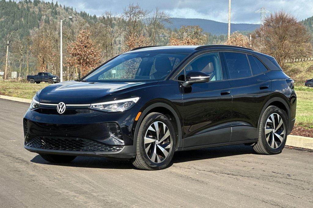 used 2024 Volkswagen ID.4 car, priced at $18,000