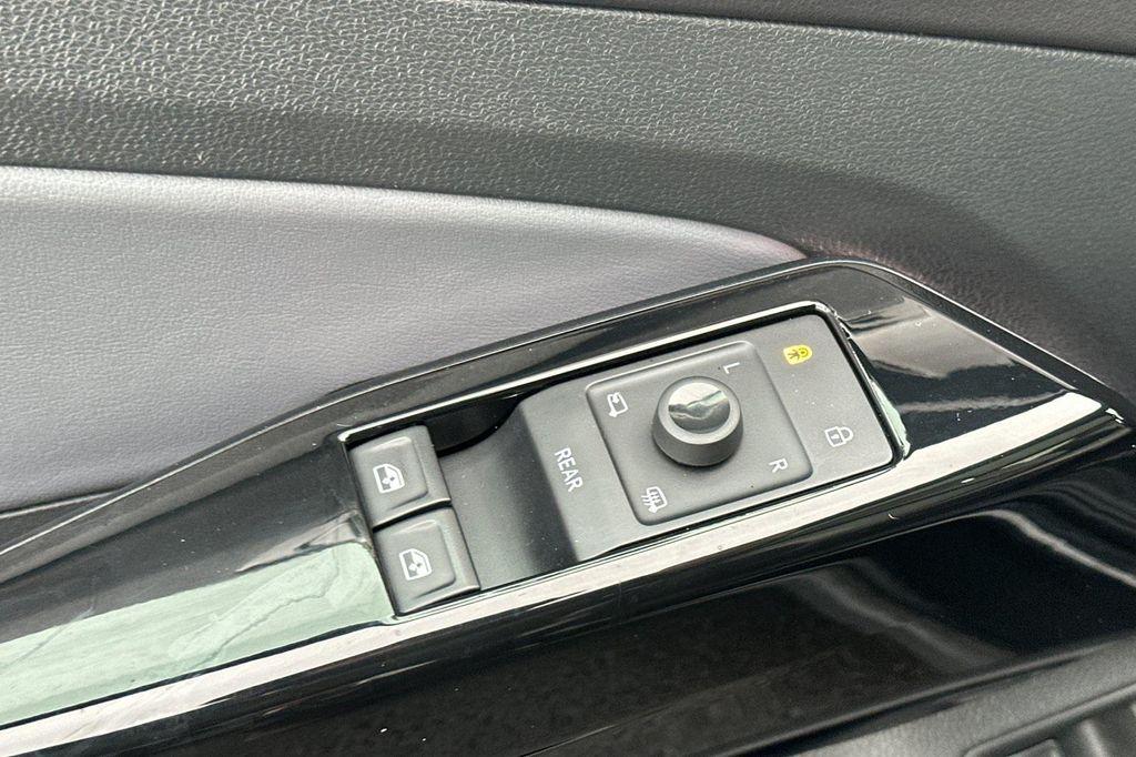 used 2021 Volkswagen ID.4 car, priced at $16,974