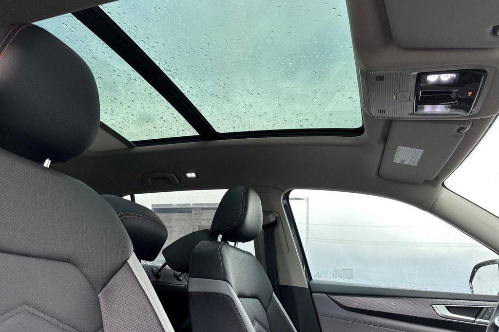 new 2025 Volkswagen Atlas car, priced at $42,809