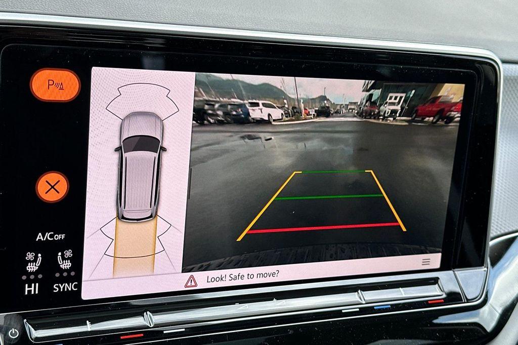 new 2025 Volkswagen Atlas car, priced at $42,809