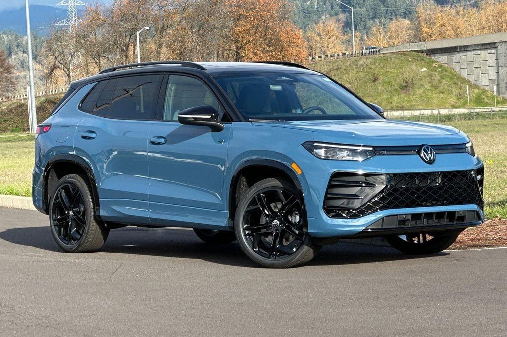 new 2026 Volkswagen Tiguan car, priced at $40,170