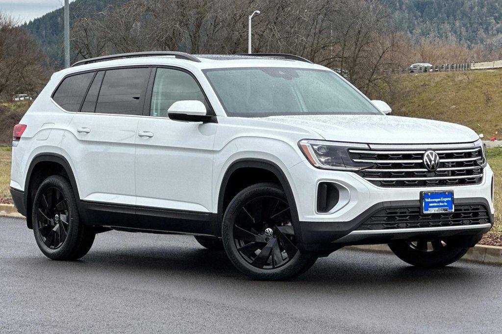 new 2026 Volkswagen Atlas car, priced at $48,125