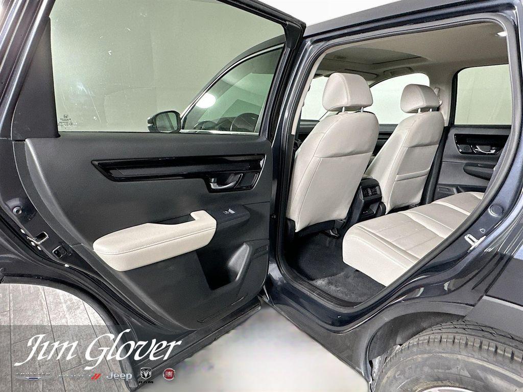used 2025 Honda CR-V car, priced at $32,663