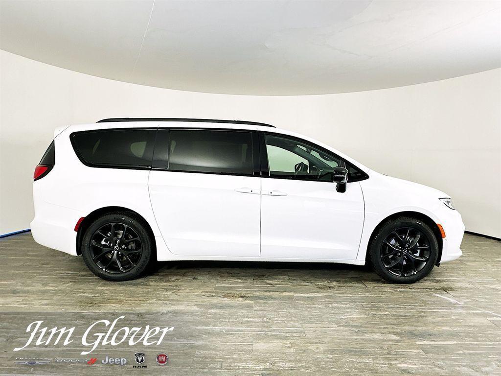 new 2026 Chrysler Pacifica car, priced at $47,503
