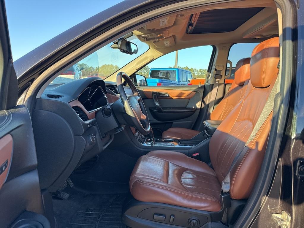 used 2015 Chevrolet Traverse car, priced at $10,377