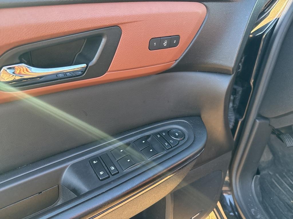 used 2015 Chevrolet Traverse car, priced at $10,377