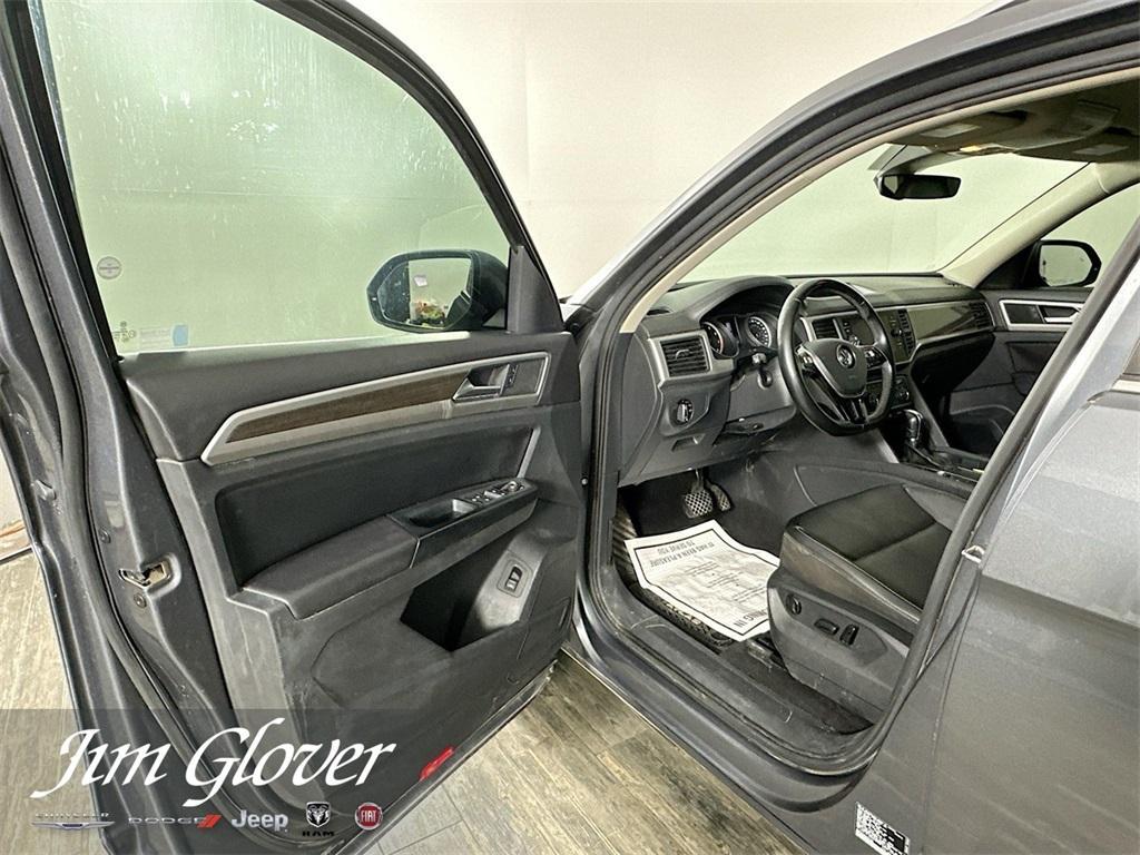 used 2018 Volkswagen Atlas car, priced at $12,244