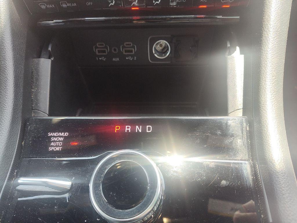 used 2024 Jeep Grand Cherokee car, priced at $37,576