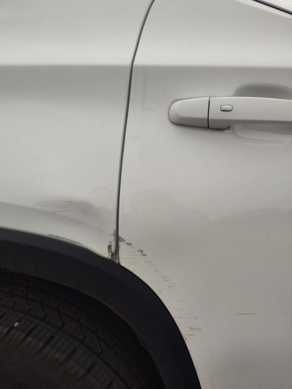 used 2023 Chevrolet Traverse car, priced at $24,124