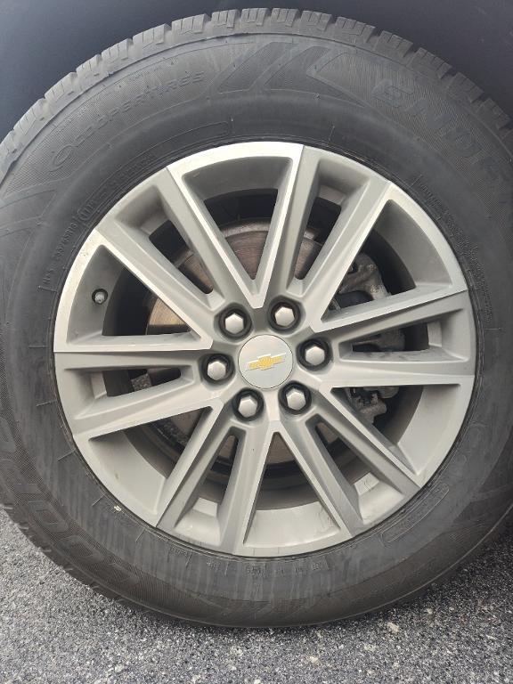 used 2023 Chevrolet Traverse car, priced at $24,124