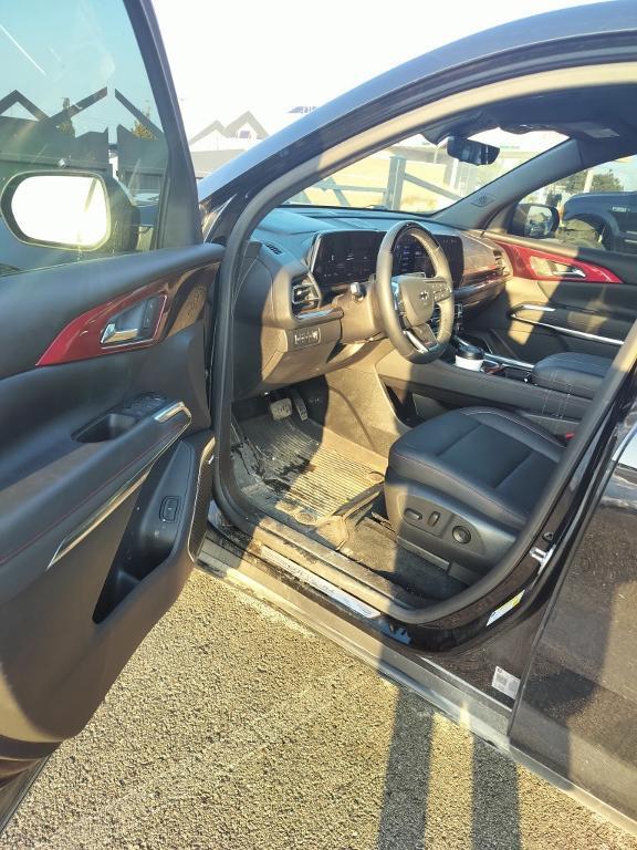 used 2024 Chevrolet Traverse car, priced at $45,143