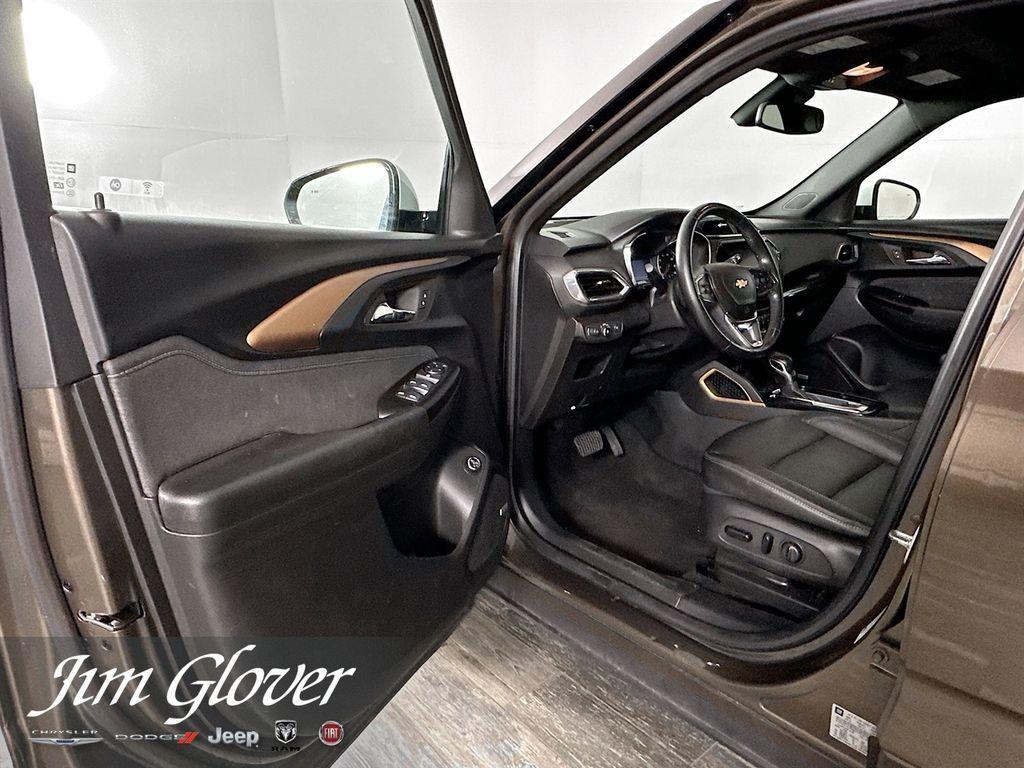 used 2022 Chevrolet TrailBlazer car, priced at $23,067