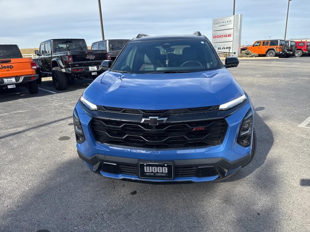 used 2025 Chevrolet Equinox car, priced at $33,500