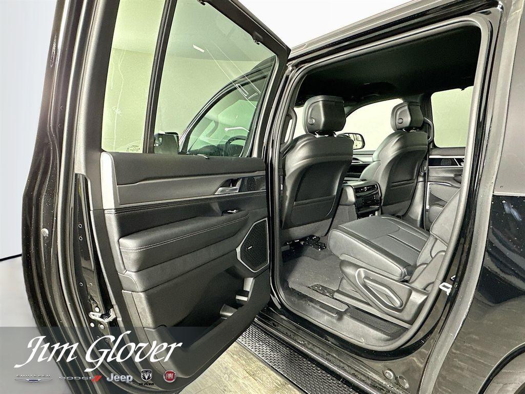 new 2026 Jeep Grand Wagoneer L car, priced at $78,481