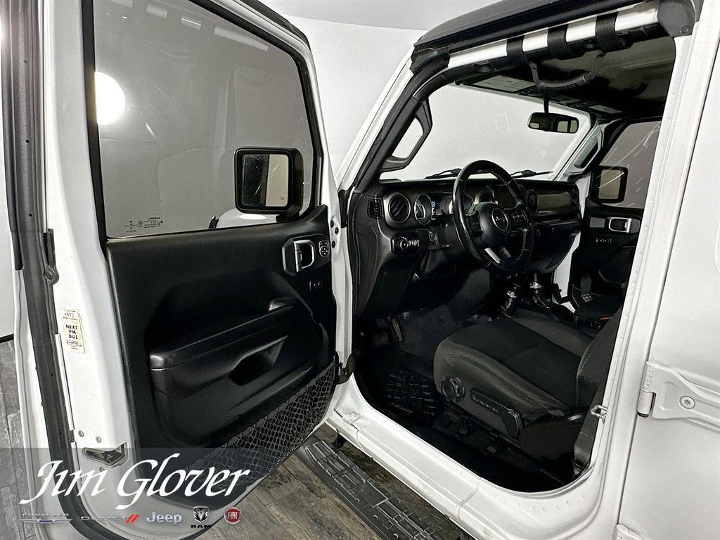 used 2021 Jeep Wrangler Unlimited car, priced at $22,261