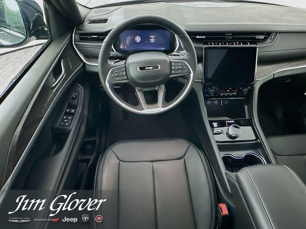 new 2025 Jeep Grand Cherokee L car, priced at $50,663