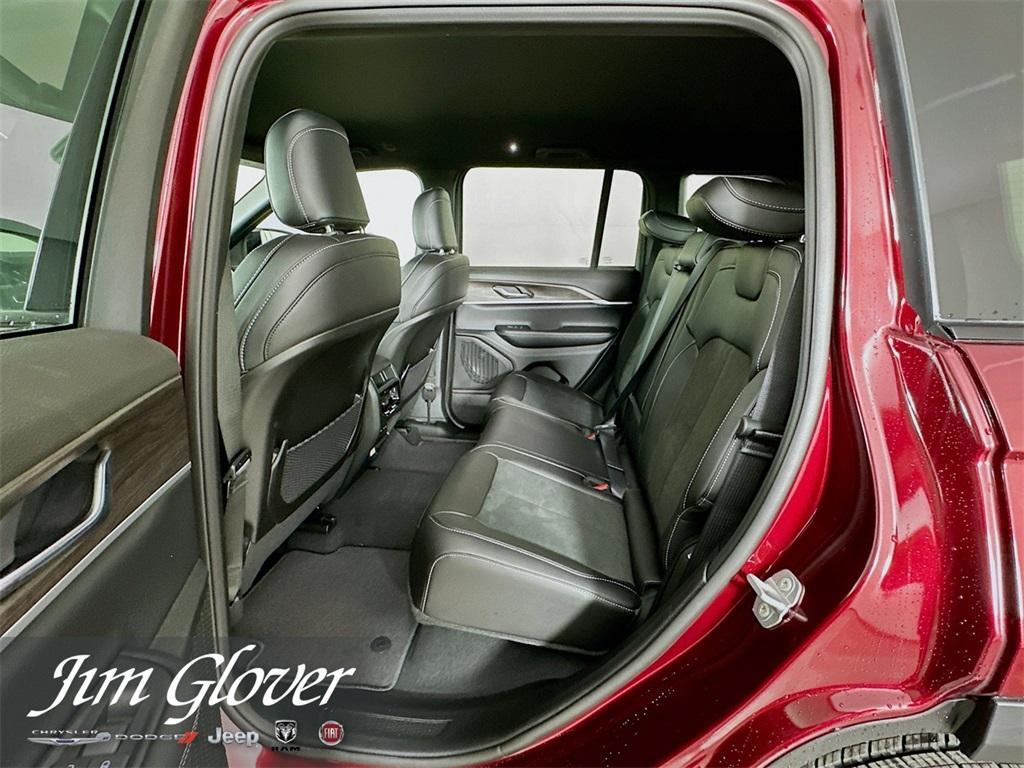 new 2026 Jeep Grand Cherokee car, priced at $47,886