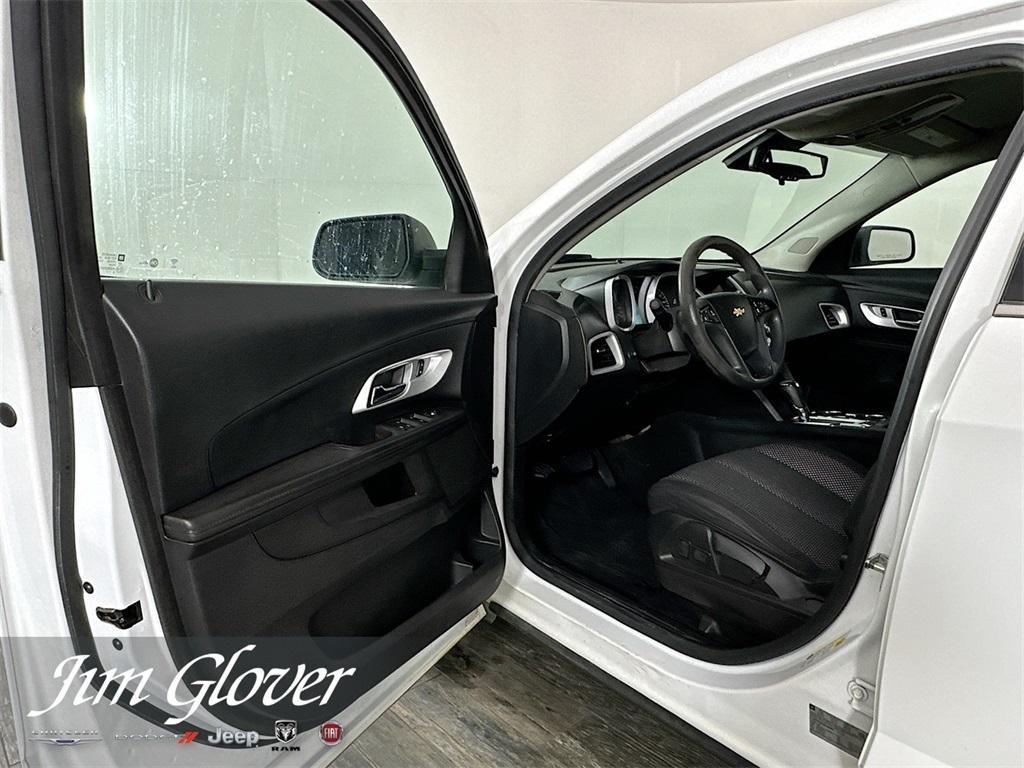 used 2017 Chevrolet Equinox car, priced at $14,152