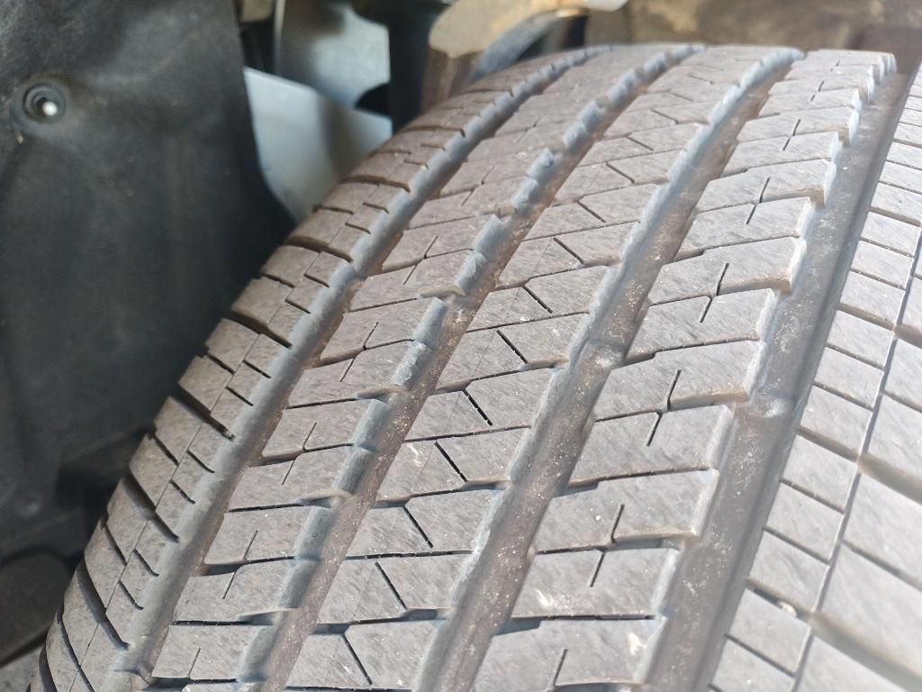 used 2025 Jeep Grand Cherokee car, priced at $40,161