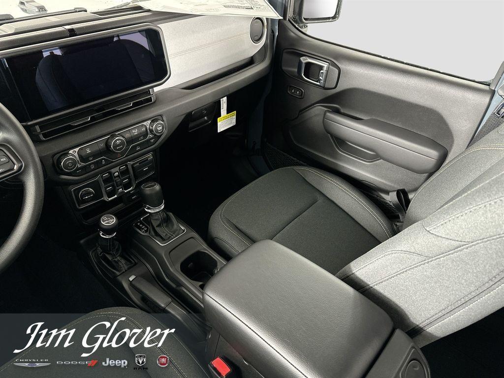 new 2026 Jeep Gladiator car, priced at $41,970