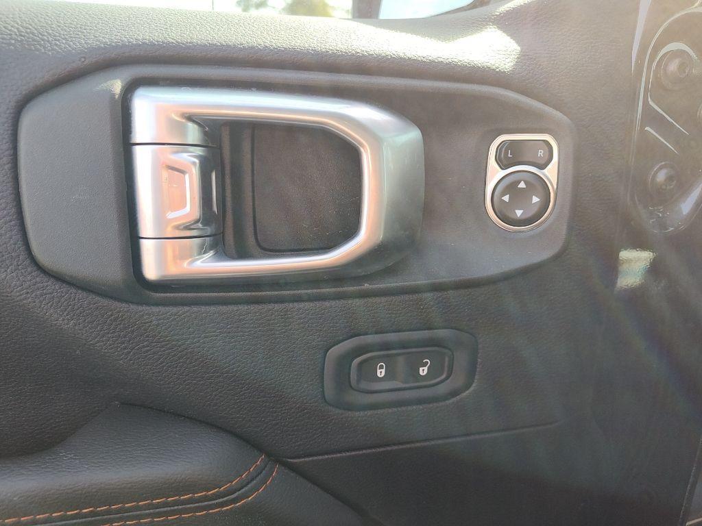 used 2023 Jeep Gladiator car, priced at $40,432