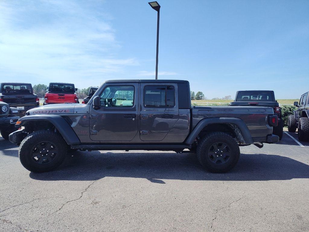 used 2023 Jeep Gladiator car, priced at $40,432