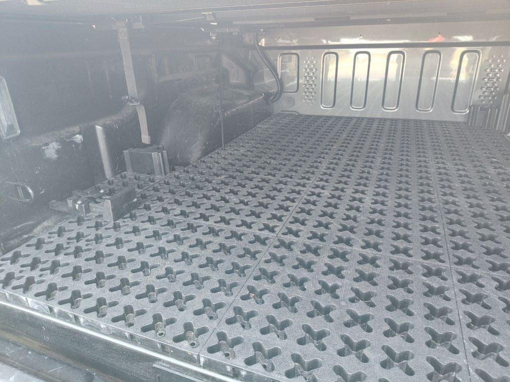 used 2023 Jeep Gladiator car, priced at $40,432