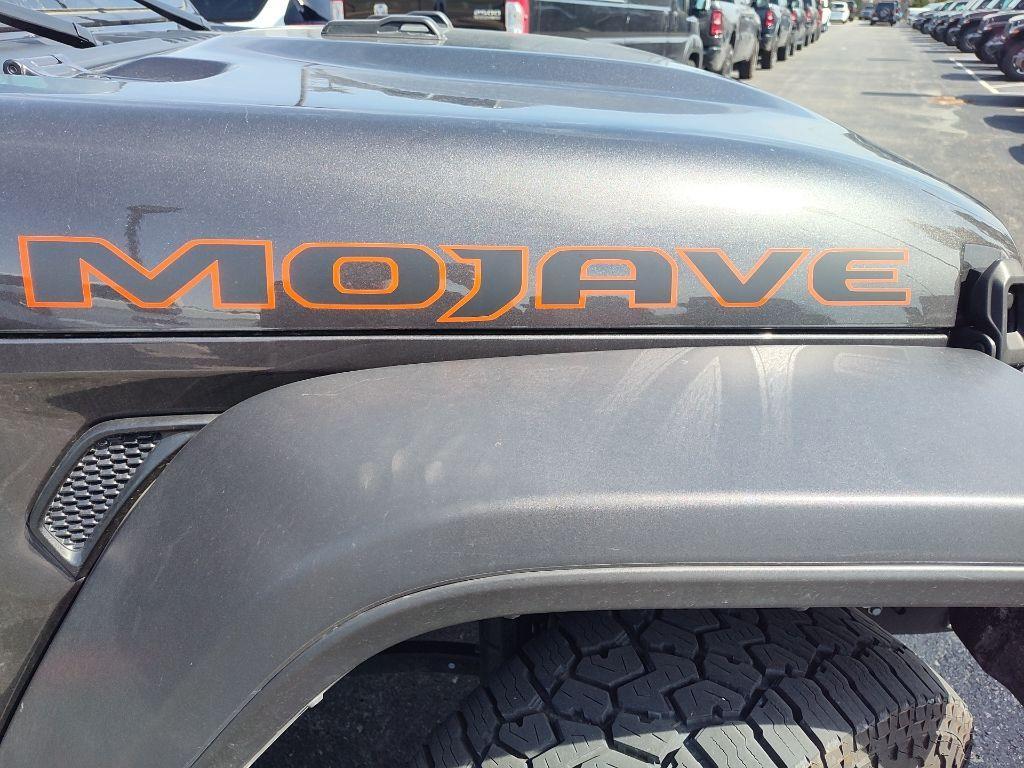 used 2023 Jeep Gladiator car, priced at $40,432