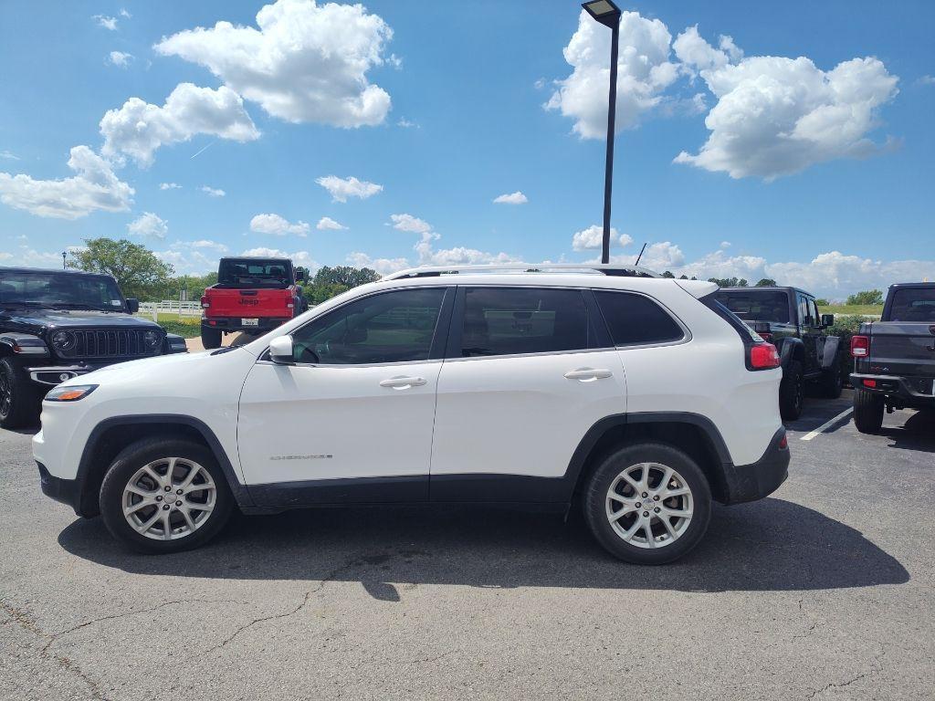 used 2018 Jeep Cherokee car, priced at $14,355