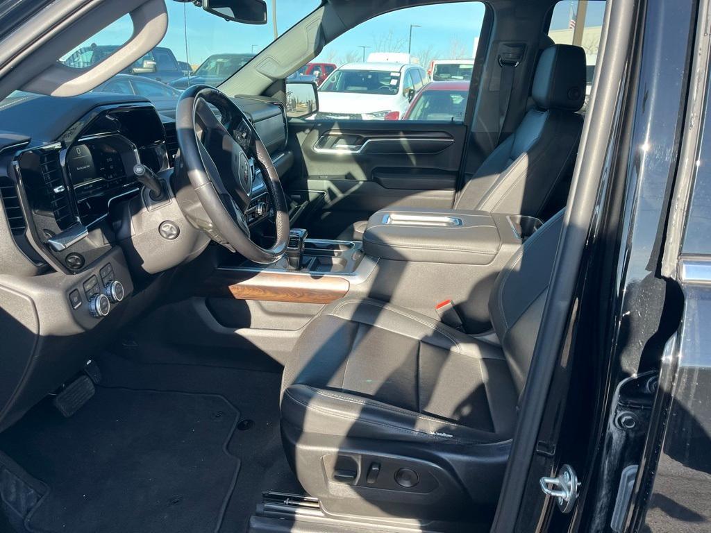 used 2022 GMC Sierra 1500 car, priced at $42,689