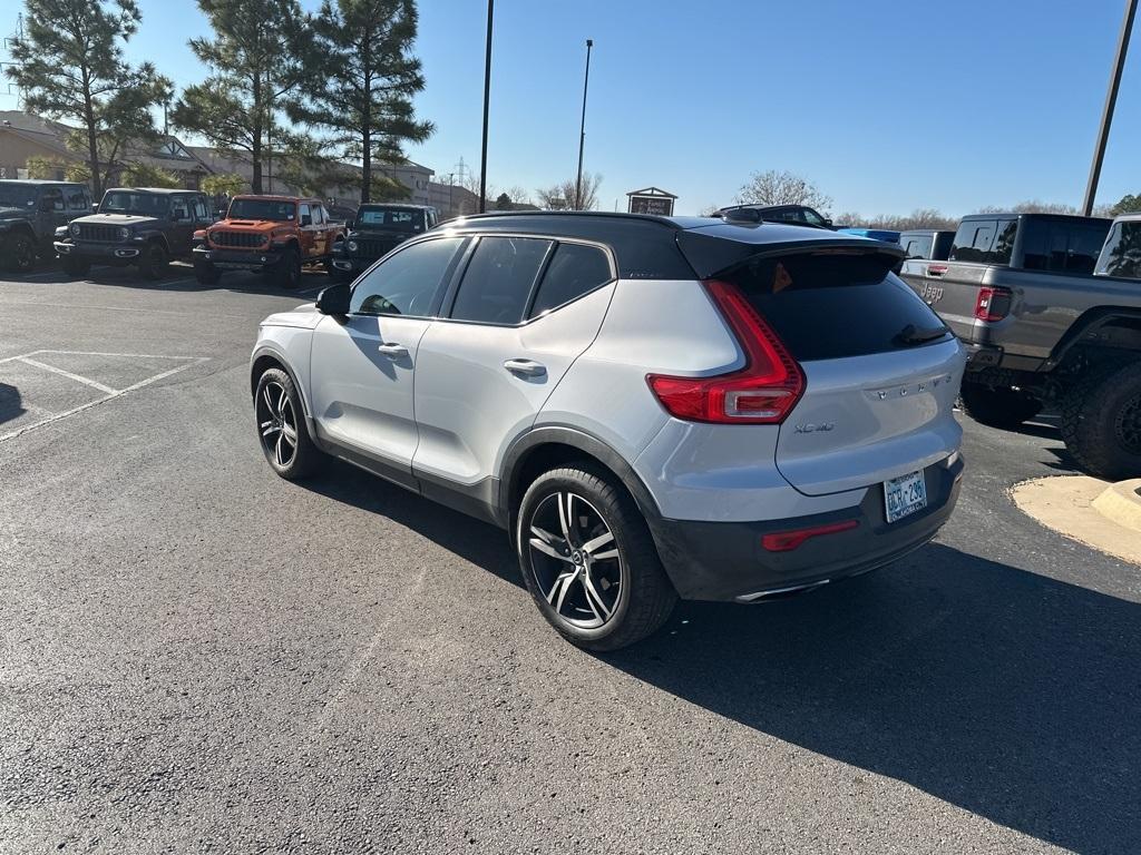 used 2020 Volvo XC40 car, priced at $22,849