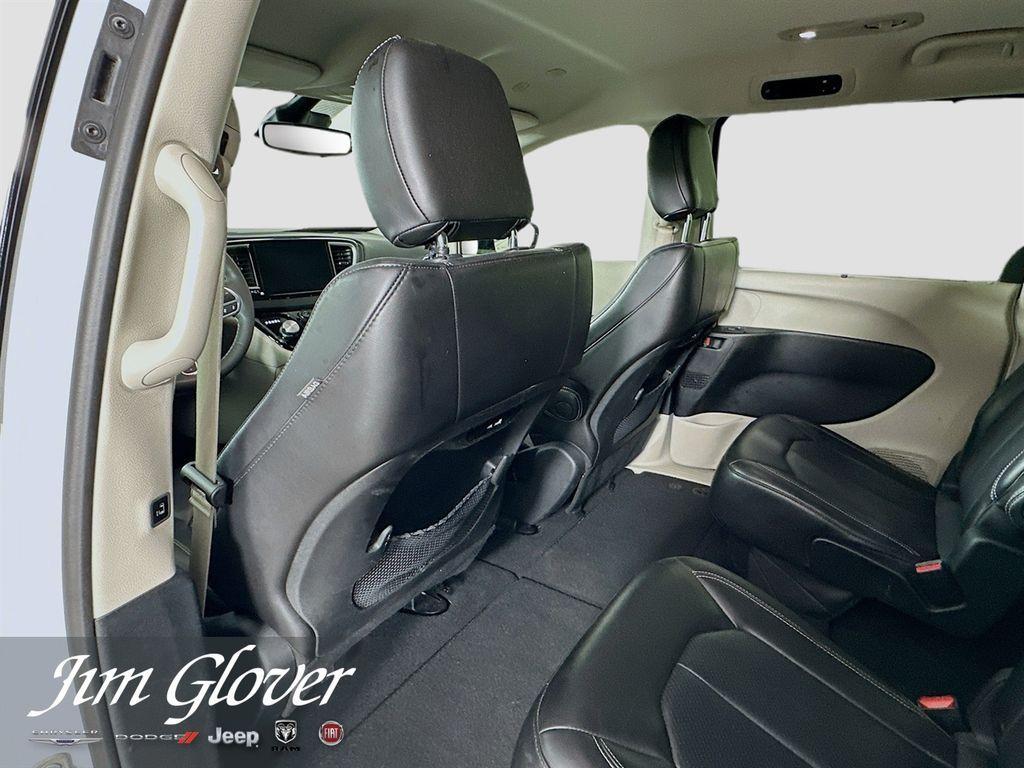 used 2024 Chrysler Pacifica car, priced at $26,546