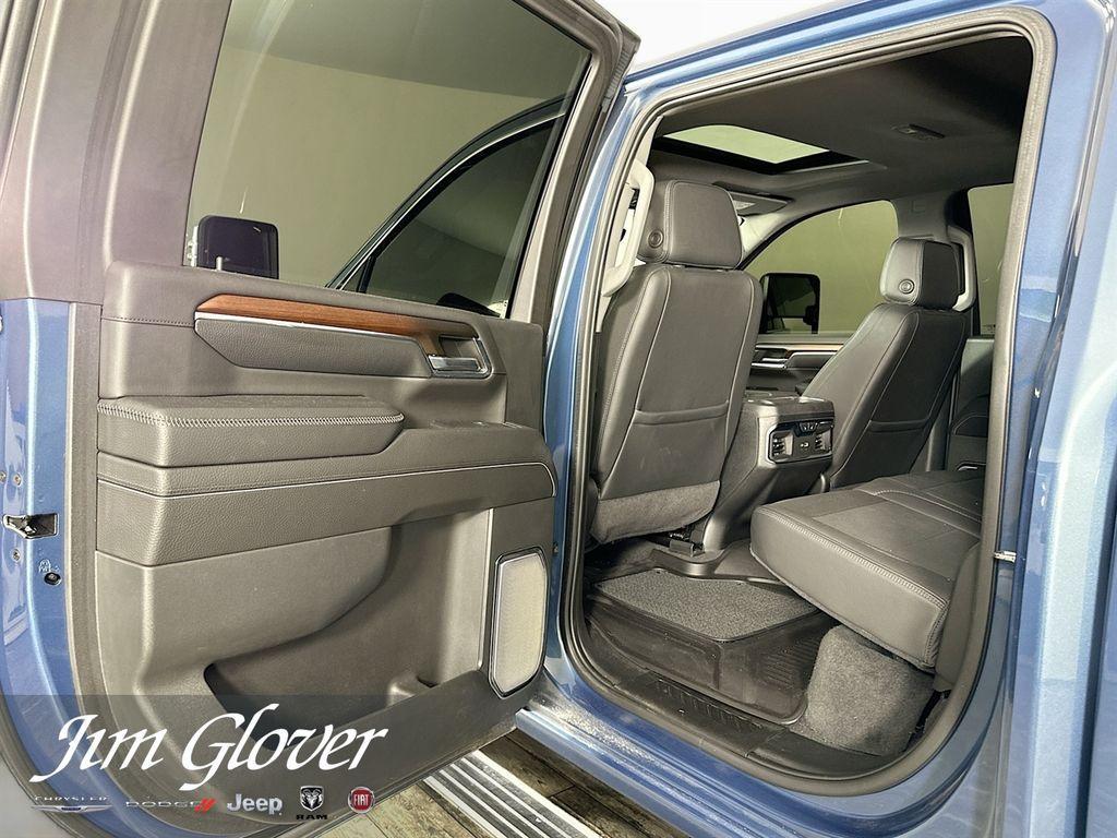 used 2024 GMC Sierra 2500 car, priced at $71,672