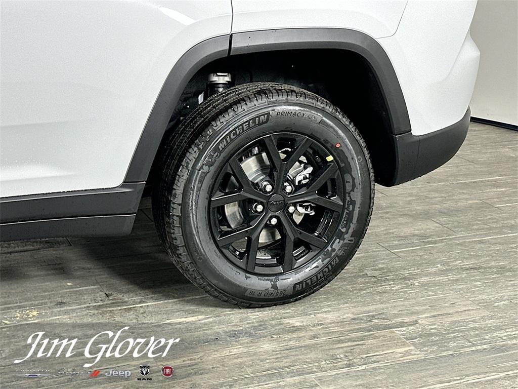 new 2026 Jeep Grand Cherokee car, priced at $48,322