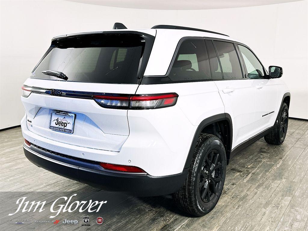 new 2026 Jeep Grand Cherokee car, priced at $45,755