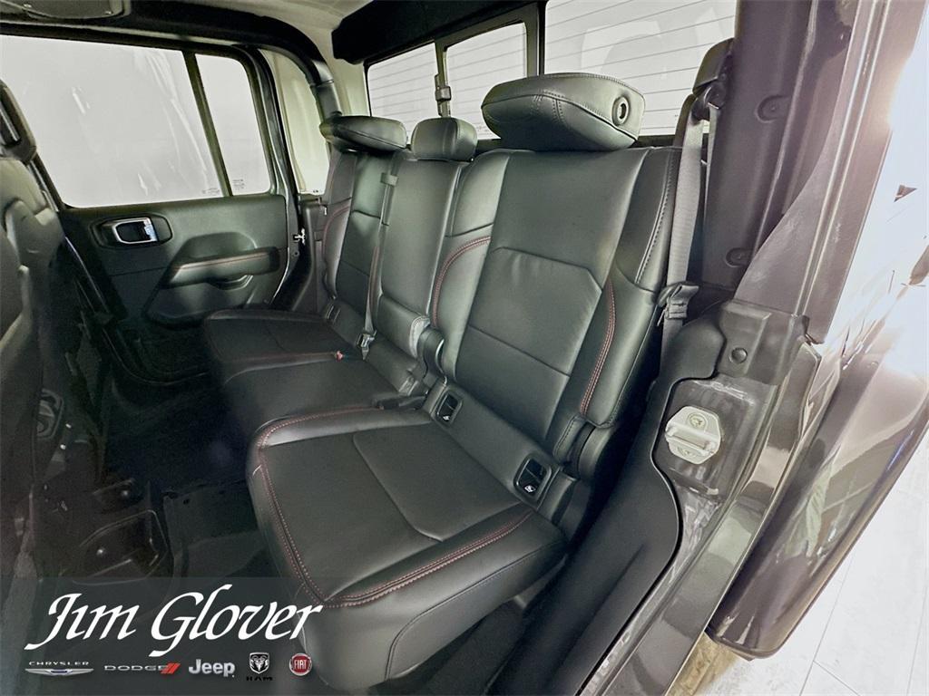 new 2026 Jeep Gladiator car, priced at $58,303